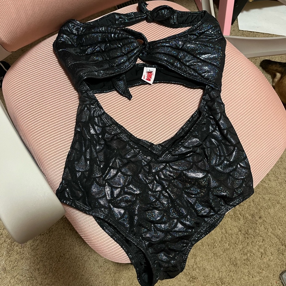Mermaid rave outfit